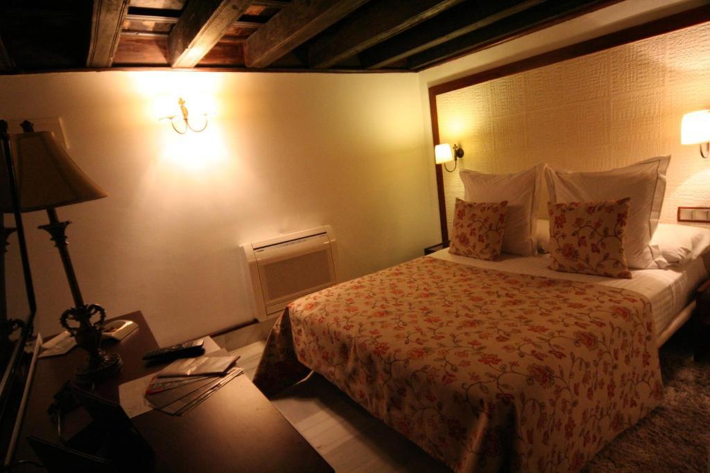 Hostal Palacio San Bartolome El Puerto de Santa María Zimmer foto