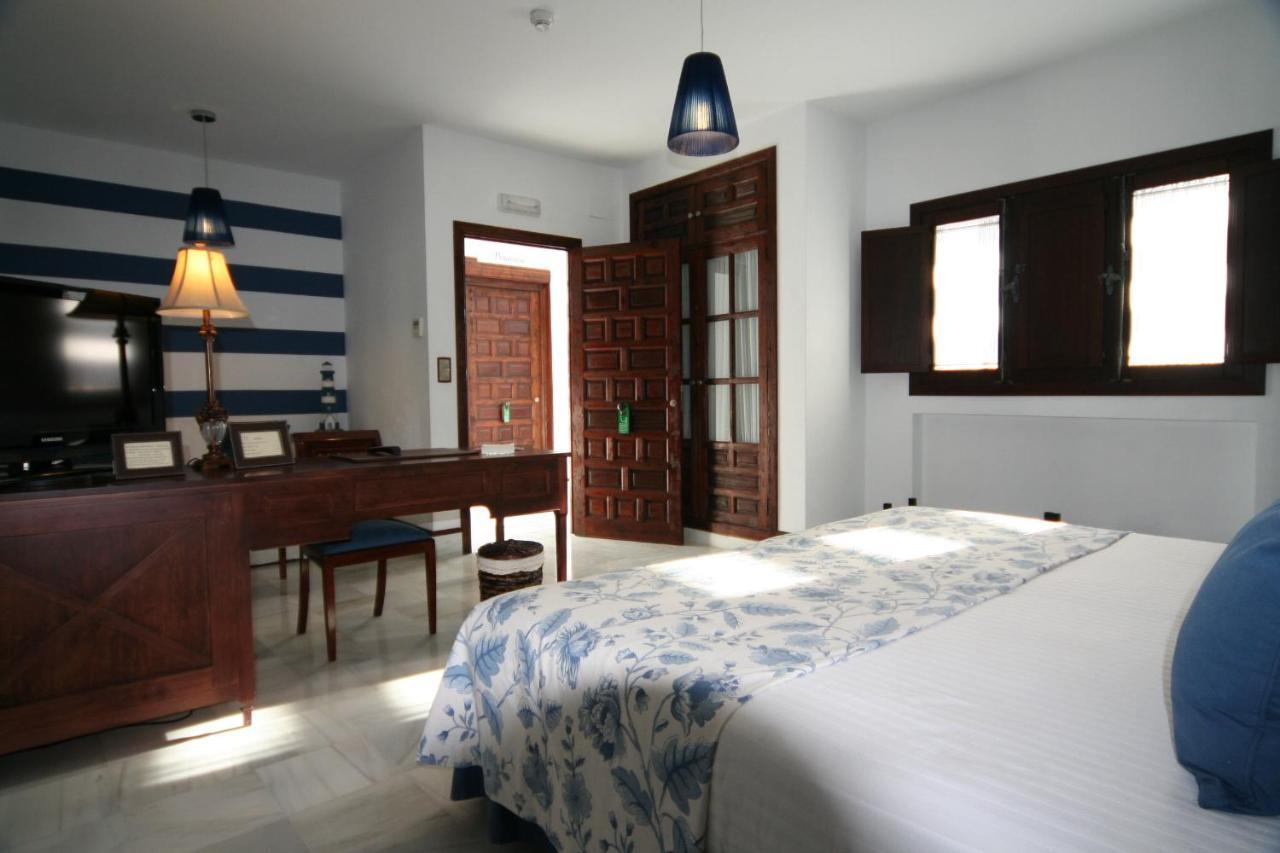Hostal Palacio San Bartolome El Puerto de Santa María Zimmer foto